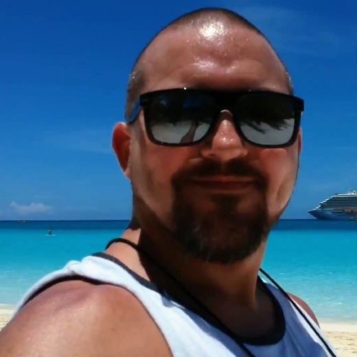 Dan Navarro