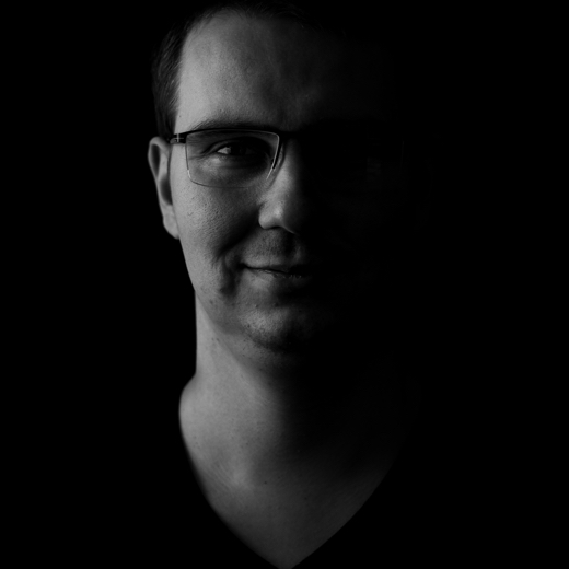 petrlaszlo