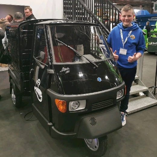 MikiK330