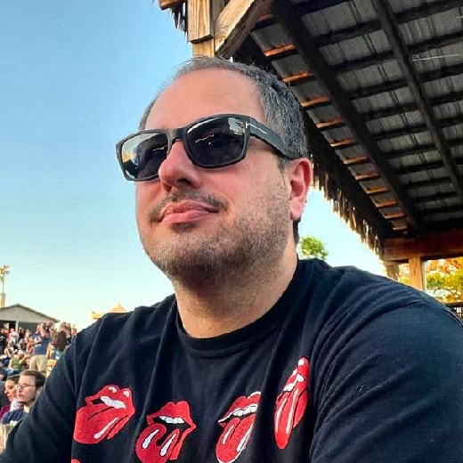 Oliver Ferschke creator profile